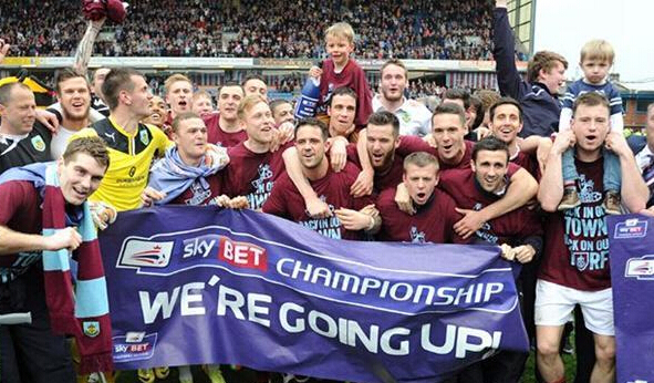 马卡：NFL在伯纳乌举办迫使皇马一直打客场，对球队造成沉重后果（马卡报：伯纳乌承办NFL致皇马长期客场作战，球队遭受严重影响）