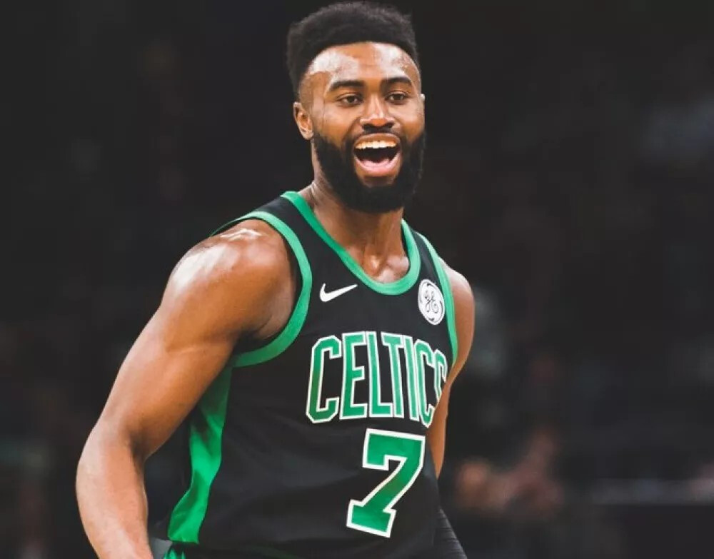 3大教练集体出局？国乒人事地震，幕后拍板人浮出水面（三位主帅疑被集体撤换？国乒人事巨变，幕后决策者曝光）