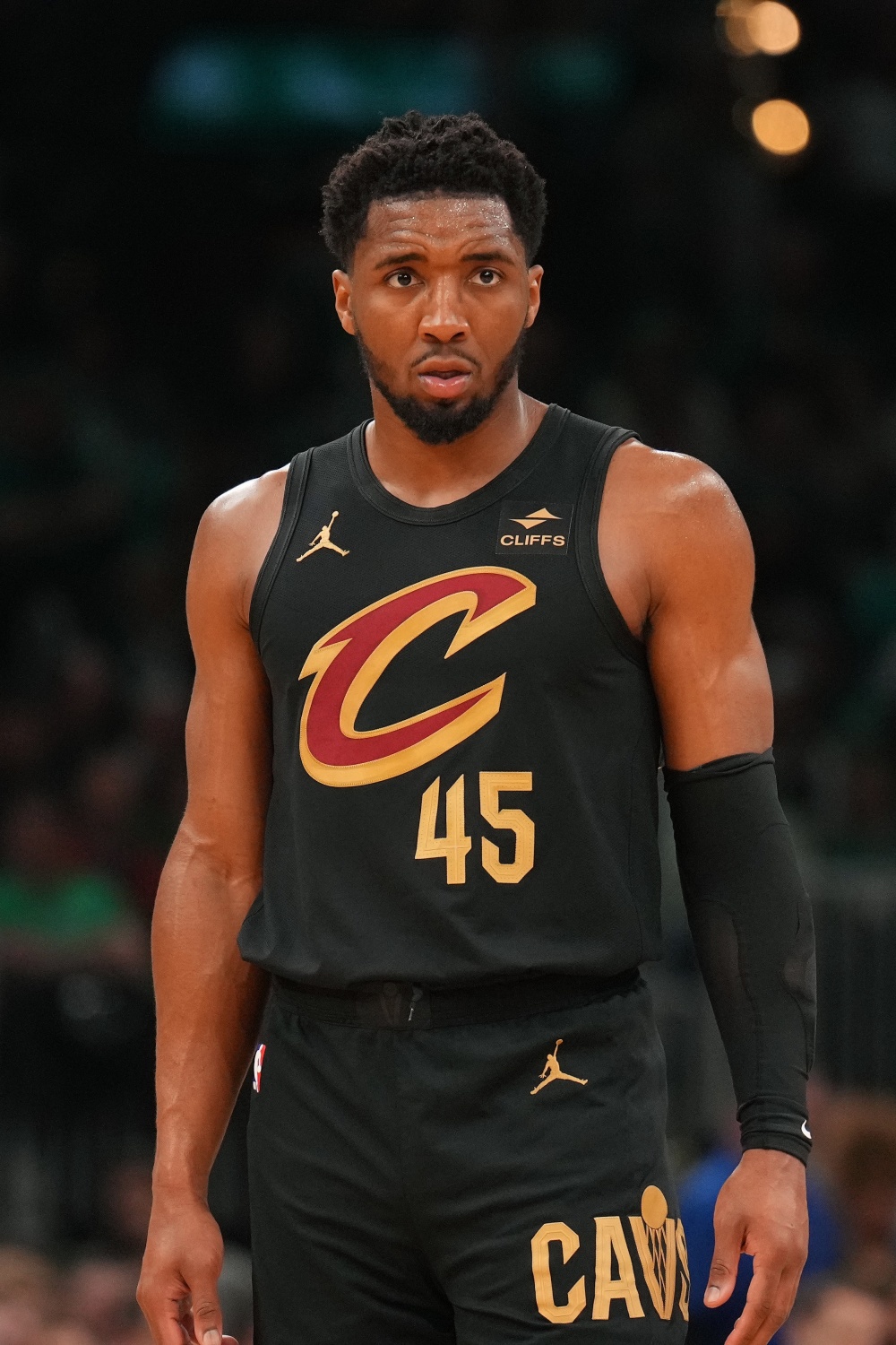 罗埃夫斯：我不是那种天才型球员；希望明年能随荷兰去世界杯（罗埃夫斯：我并非天赋型球员，盼明年随荷兰征战世界杯）