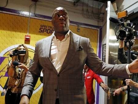 杜兰特第628场以真实命中率60%轰20+，高居历史第二（杜兰特以60%真实命中率砍下20+已达628场，位列历史第二）