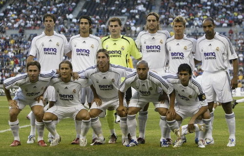 乔纳森-戴维：我可以踢任何位置；一直在训练后进行加练（乔纳森-戴维：位置不设限，训练后坚持加练）