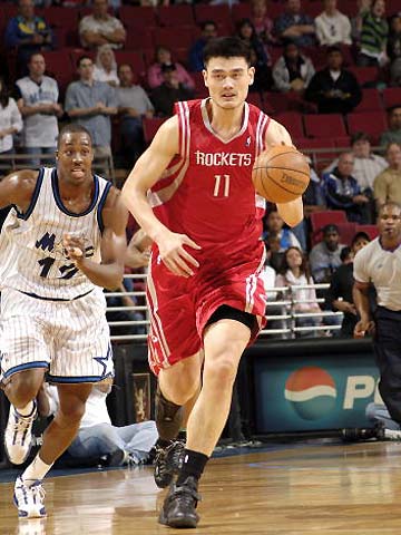 重金挖角！曝申花欲签国安全能中场，顶替即将离队的阿玛杜（曝申花有意引进国安全能中场，填补阿玛杜离队空缺）