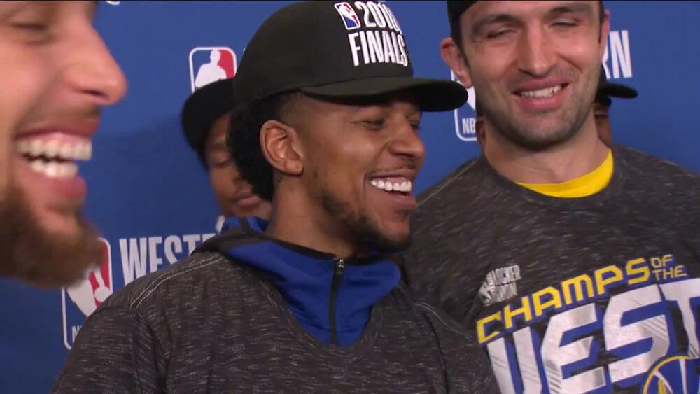 官方：摩洛哥国门布努当选非洲年度最佳门将（官方确认：摩洛哥门将布努荣膺非洲年度最佳门将）