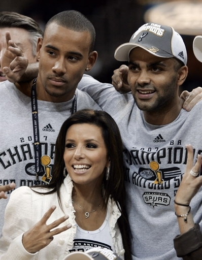 马雷斯卡：打亚特兰大是场硬仗，球队最近面临些身体上的问题（马雷斯卡：与亚特兰大战将是一场恶战，球队近期遭遇身体状况困扰）