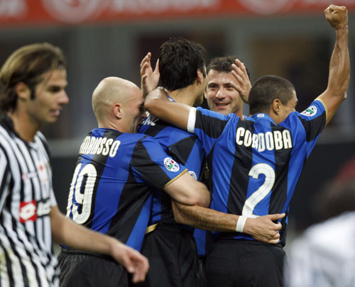 德佬：联赛不应该有中断，国家队比赛导致球员受伤应有赔偿（德佬：反对联赛中断，国家队比赛致伤球员应获赔偿）