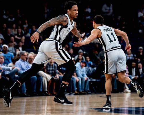 利物浦跟队记者连曝五条猛料，全面解析萨拉赫风波（利物浦随队记者五连爆：萨拉赫风波全方位解读）