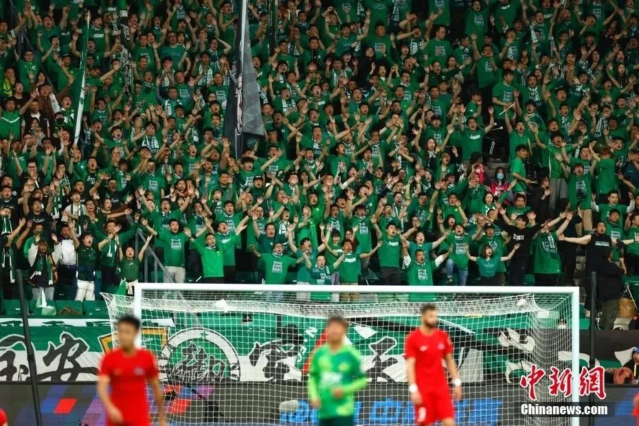 拜仁德甲时代第二次取得15连胜，上一次是在弗里克执教时期（拜仁德甲再度豪取15连胜，上一次是在弗里克执教时期）